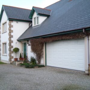 Wondor White Insulated Sectional Door